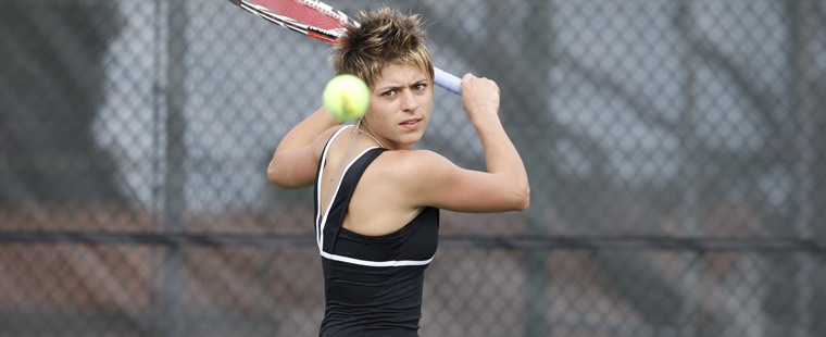 Women's Tennis Edged By Third-Ranked Knights