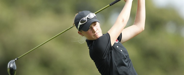 Women's Golf Places 6th at Moc Classic