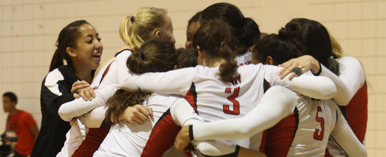 Barry Volleyball Season Comes to Close