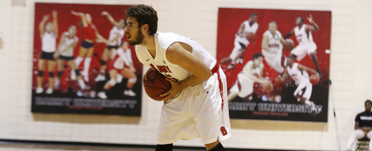 Men's Hoops Tamed by Lions