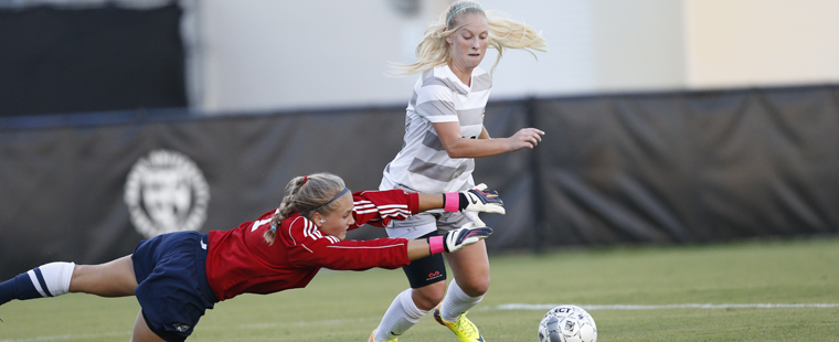 Women's Soccer Opens With Road Win Over Saints