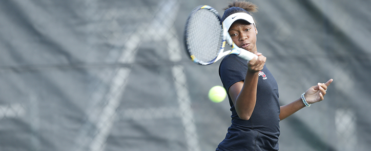 Women's Tennis Perfect at Grizzly Open