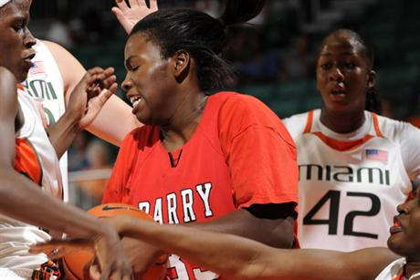 Women's Basketball Knocks Off Unbeaten Lions