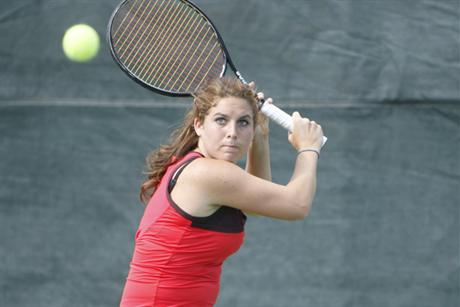 Women's Tennis Gets Back On Track Over Jags